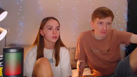 Snapshot of dyrinda chatting on December 15, 2024, 11:53 pm Julia and Dima online show from December 15, 2024, 11:53 pm