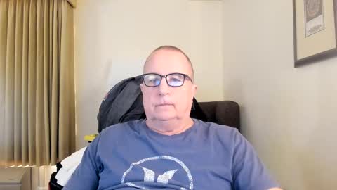 Snapshot of e_rectiom chatting on January 17, 2025, 11:40 pm Mr Wonderful online show from January 17, 2025, 11:40 pm