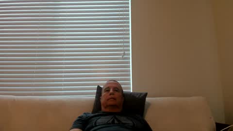 Snapshot of e_rectiom chatting on February 21, 2025, 11:32 pm Mr Wonderful online show from February 21, 2025, 11:32 pm