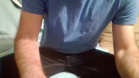 Snapshot of easyfrenchguy chatting on December 27, 2024, 9:54 pm French Guy online show from December 27, 2024, 9:54 pm