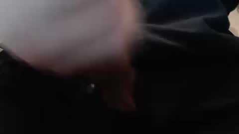 eat_a_peach2 online show from February 12, 2025, 11:29 am