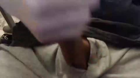 eat_a_peach2 online show from September 15, 2025, 10:59 am