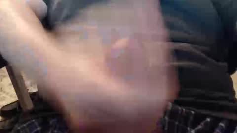 eat_a_peach2 online show from December 1, 2025, 11:48 am