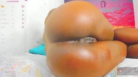 Snapshot of ebonnygoddess2 chatting on January 25, 2025, 8:42 am 2 online show from January 25, 2025, 8:42 am