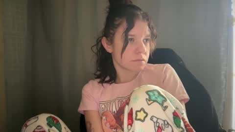 Snapshot of ebony8ivory chatting on February 11, 2025, 5:18 pm americnbarbie online show from February 11, 2025, 5:18 pm