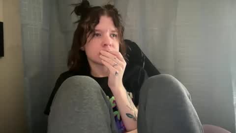 Snapshot of ebony8ivory chatting on February 15, 2025, 6:44 pm americnbarbie online show from February 15, 2025, 6:44 pm