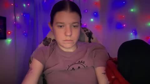 Snapshot of ebony8ivory chatting on February 25, 2025, 1:52 am americnbarbie online show from February 25, 2025, 1:52 am