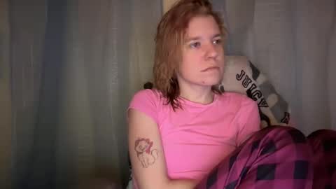 Snapshot of ebony8ivory chatting on March 1, 2025, 2:59 am americnbarbie online show from March 1, 2025, 2:59 am