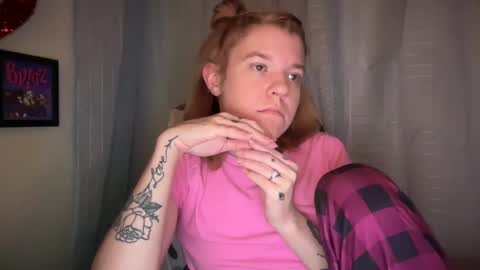 Snapshot of ebony8ivory chatting on March 1, 2025, 6:03 am americnbarbie online show from March 1, 2025, 6:03 am