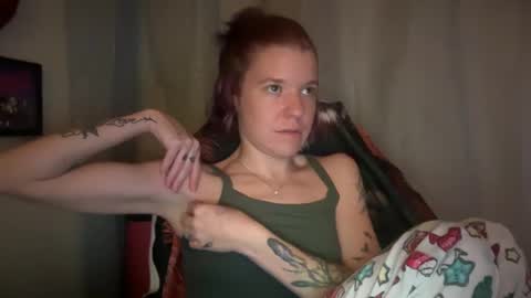 Snapshot of ebony8ivory chatting on September 17, 2025, 4:58 am americnbarbie online show from September 17, 2025, 4:58 am