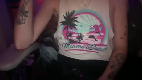 Snapshot of ebony8ivory chatting on September 30, 2025, 5:01 am americnbarbie online show from September 30, 2025, 5:01 am