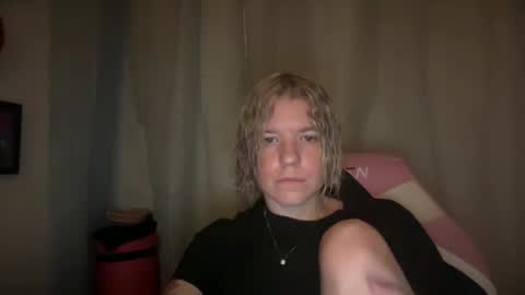 Snapshot of ebony8ivory chatting on October 2, 2025, 12:39 am americnbarbie online show from October 2, 2025, 12:39 am