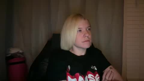 Snapshot of ebony8ivory chatting on October 20, 2025, 3:51 am americnbarbie online show from October 20, 2025, 3:51 am