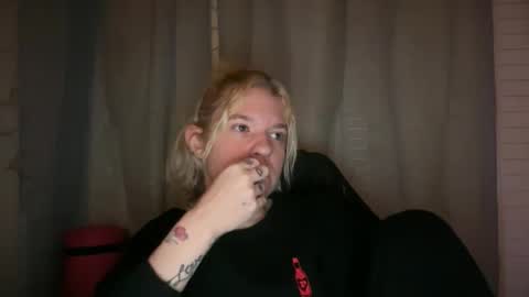 Snapshot of ebony8ivory chatting on October 25, 2025, 1:57 am americnbarbie online show from October 25, 2025, 1:57 am