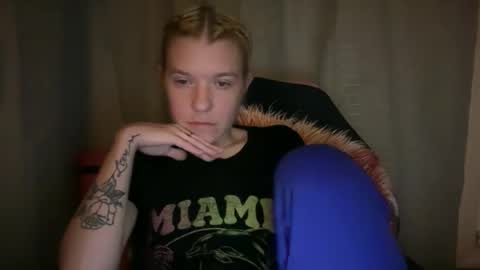 Snapshot of ebony8ivory chatting on October 30, 2025, 3:08 am americnbarbie online show from October 30, 2025, 3:08 am