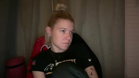 Snapshot of ebony8ivory chatting on December 2, 2025, 12:49 am americnbarbie online show from December 2, 2025, 12:49 am