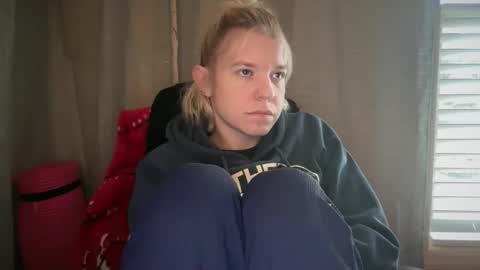 Snapshot of ebony8ivory chatting on December 2, 2025, 2:23 pm americnbarbie online show from December 2, 2025, 2:23 pm