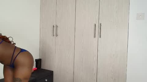 Snapshot of ebony_angelina chatting on October 21, 2025, 6:30 pm Angelina online show from October 21, 2025, 6:30 pm