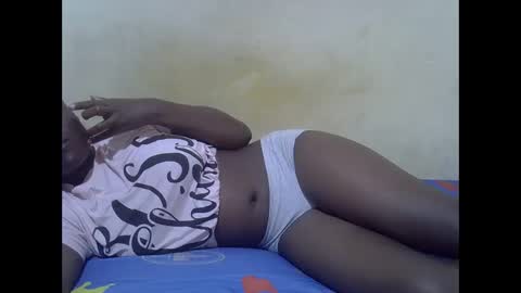 Snapshot of ebony_flower4 chatting on October 24, 2025, 6:26 pm ebony_flower4 online show from October 24, 2025, 6:26 pm