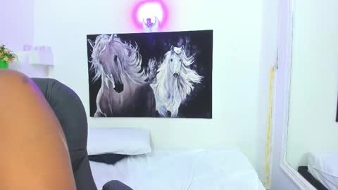 Snapshot of ebony_katterin chatting on February 15, 2025, 10:21 pm ebony_katterin online show from February 15, 2025, 10:21 pm