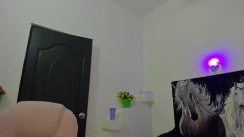 Snapshot of ebony_katterin chatting on March 1, 2025, 6:43 pm ebony_katterin online show from March 1, 2025, 6:43 pm