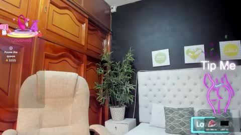 Snapshot of ebony_katterin chatting on September 17, 2025, 11:12 am ebony_katterin online show from September 17, 2025, 11:12 am