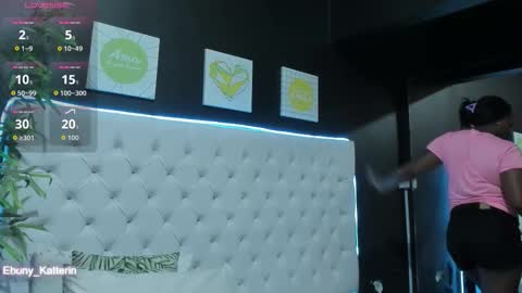 Snapshot of ebony_katterin chatting on October 22, 2025, 10:59 am ebony_katterin online show from October 22, 2025, 10:59 am