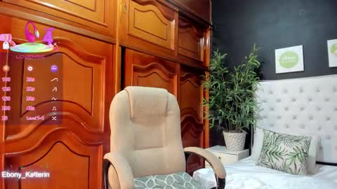 Snapshot of ebony_katterin chatting on November 15, 2025, 11:18 am ebony_katterin online show from November 15, 2025, 11:18 am