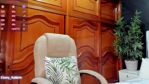 Snapshot of ebony_katterin chatting on November 20, 2025, 11:10 am ebony_katterin online show from November 20, 2025, 11:10 am