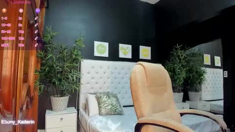 Snapshot of ebony_katterin chatting on November 21, 2025, 10:58 am ebony_katterin online show from November 21, 2025, 10:58 am