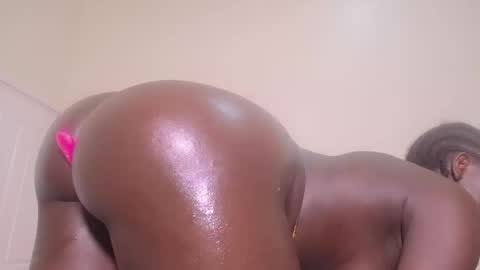 Snapshot of ebony_pearl69 chatting on September 29, 2025, 7:08 pm ebony_pearl69 online show from September 29, 2025, 7:08 pm