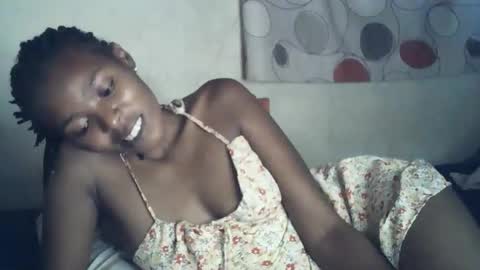 ebony_phoenix12 online show from December 17, 2025, 10:32 am