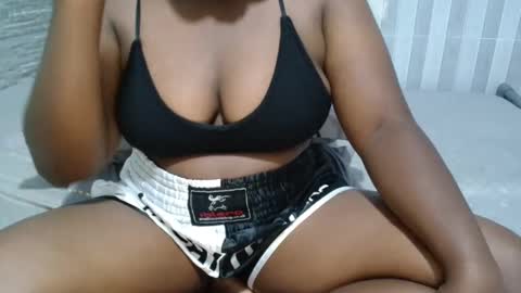 Snapshot of ebony_sabrina chatting on November 6, 2025, 5:52 am Sabrina online show from November 6, 2025, 5:52 am