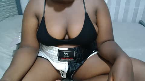 Snapshot of ebony_sabrina chatting on November 7, 2025, 8:36 am Sabrina online show from November 7, 2025, 8:36 am