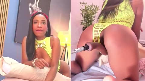 Snapshot of ebony_skyee chatting on November 9, 2025, 2:26 pm SKYE online show from November 9, 2025, 2:26 pm