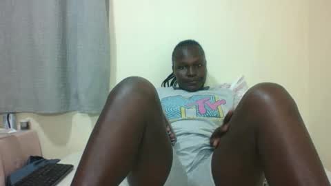 Snapshot of ebonyblack28 chatting on September 15, 2025, 7:03 pm MELVINE online show from September 15, 2025, 7:03 pm