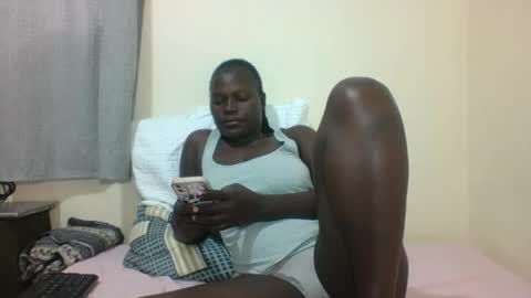 Snapshot of ebonyblack28 chatting on September 22, 2025, 10:28 am MELVINE online show from September 22, 2025, 10:28 am