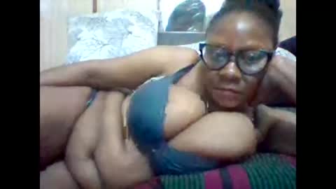 Snapshot of ebonybussy chatting on February 16, 2025, 8:32 am MAMITO online show from February 16, 2025, 8:32 am