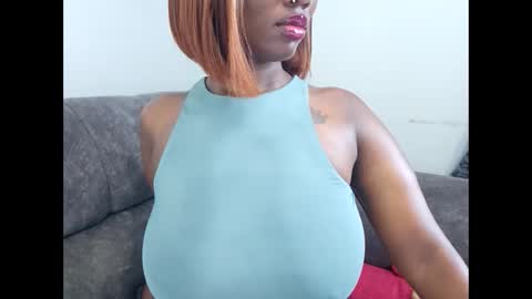 Snapshot of ebonycandymelani chatting on September 10, 2025, 11:32 am Ebony Melanie online show from September 10, 2025, 11:32 am