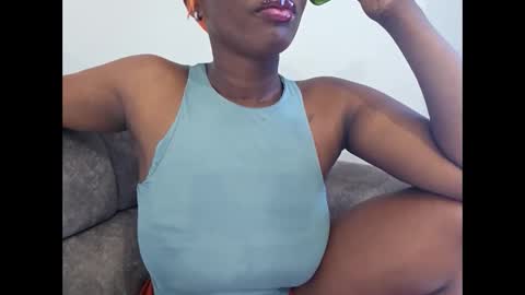 Snapshot of ebonycandymelani chatting on September 29, 2025, 10:20 am Ebony Melanie online show from September 29, 2025, 10:20 am