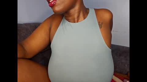Snapshot of ebonycandymelani chatting on October 13, 2025, 11:38 pm Ebony Melanie online show from October 13, 2025, 11:38 pm