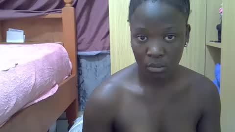 Snapshot of ebonydora chatting on December 2, 2025, 9:58 am ebonydora online show from December 2, 2025, 9:58 am