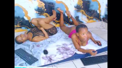 Snapshot of ebonyfirexx chatting on September 24, 2025, 6:44 pm Life online show from September 24, 2025, 6:44 pm