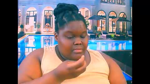 ebonyhotbuns4u2luv online show from November 26, 2025, 7:31 am