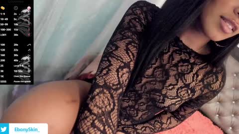 Snapshot of ebonyskinn chatting on January 12, 2025, 8:25 pm ebonyskinn online show from January 12, 2025, 8:25 pm