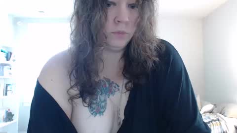 Weird Echo online show from October 14, 2025, 4:52 pm