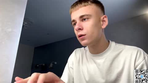 Snapshot of echowraith chatting on September 18, 2025, 1:02 pm echowraith online show from September 18, 2025, 1:02 pm