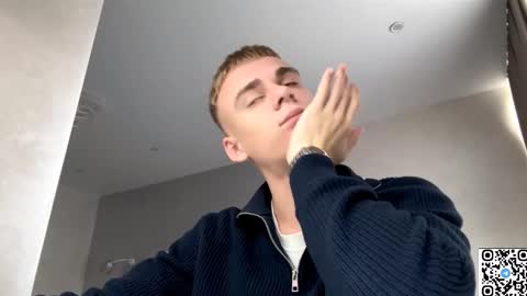 Snapshot of echowraith chatting on September 19, 2025, 10:49 am echowraith online show from September 19, 2025, 10:49 am