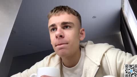 Snapshot of echowraith chatting on October 23, 2025, 1:10 pm echowraith online show from October 23, 2025, 1:10 pm