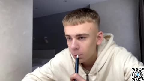 Snapshot of echowraith chatting on November 12, 2025, 7:31 am echowraith online show from November 12, 2025, 7:31 am